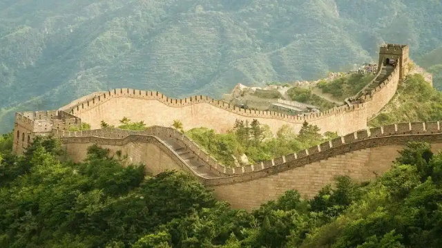 迈向新征程实现中国梦的行动指南