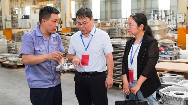 史铁生：温厚的人格形象长留人间
