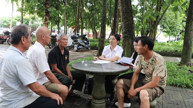 史铁生：温厚的人格形象长留人间