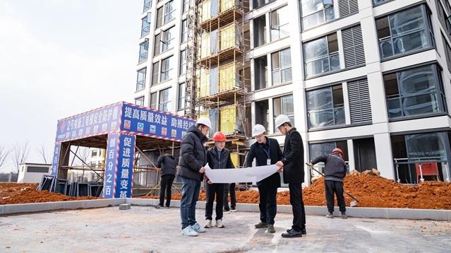 史铁生：温厚的人格形象长留人间