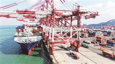 迈向新征程实现中国梦的行动指南