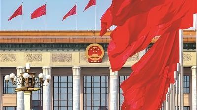 坚持用马克思主义中国化最新成果武装全党