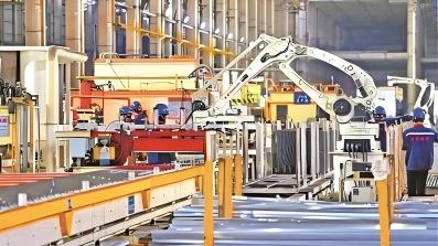 坚持用马克思主义中国化最新成果武装全党