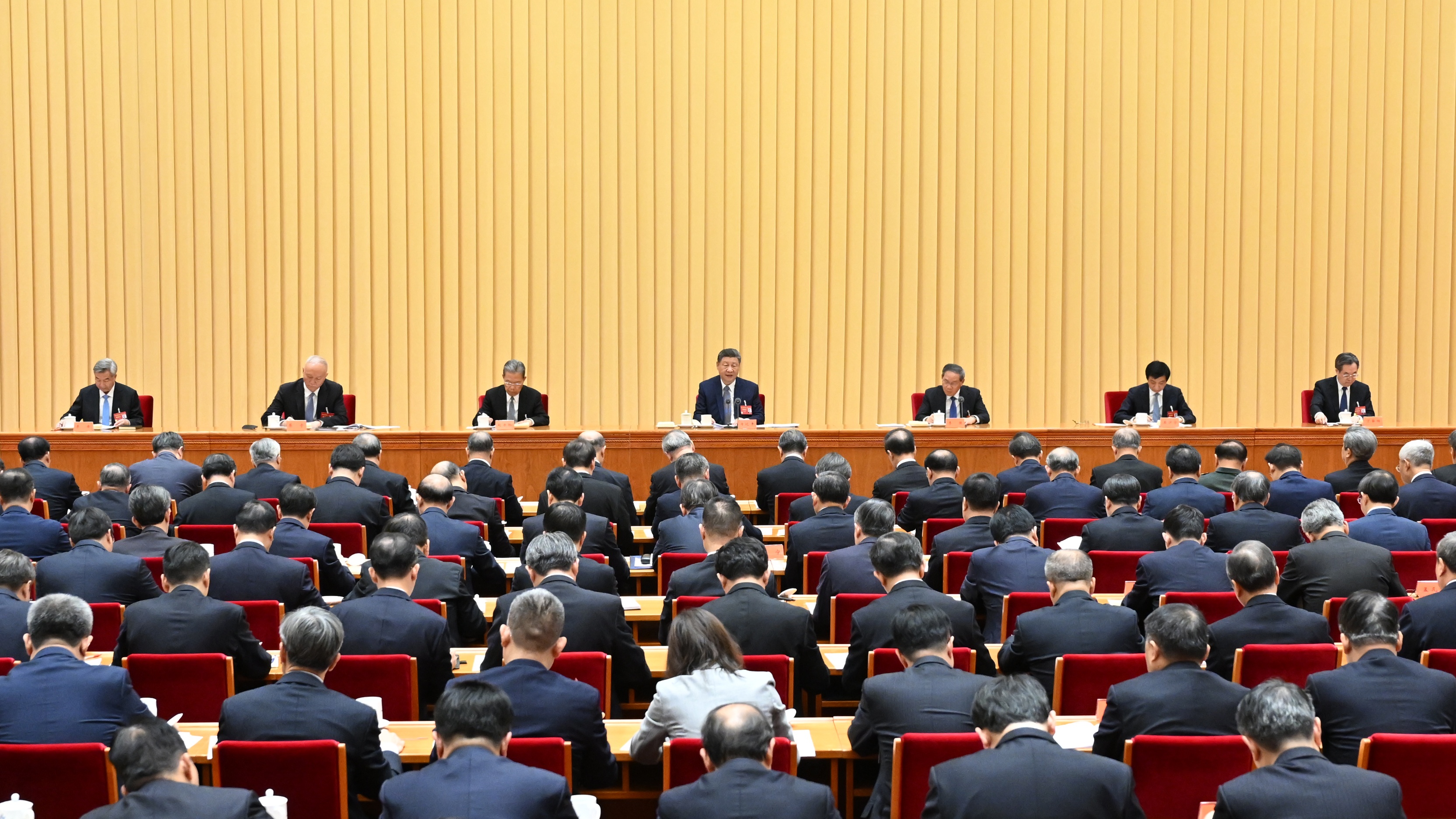 中央经济工作会议在北京举行 习近平发表重要讲话