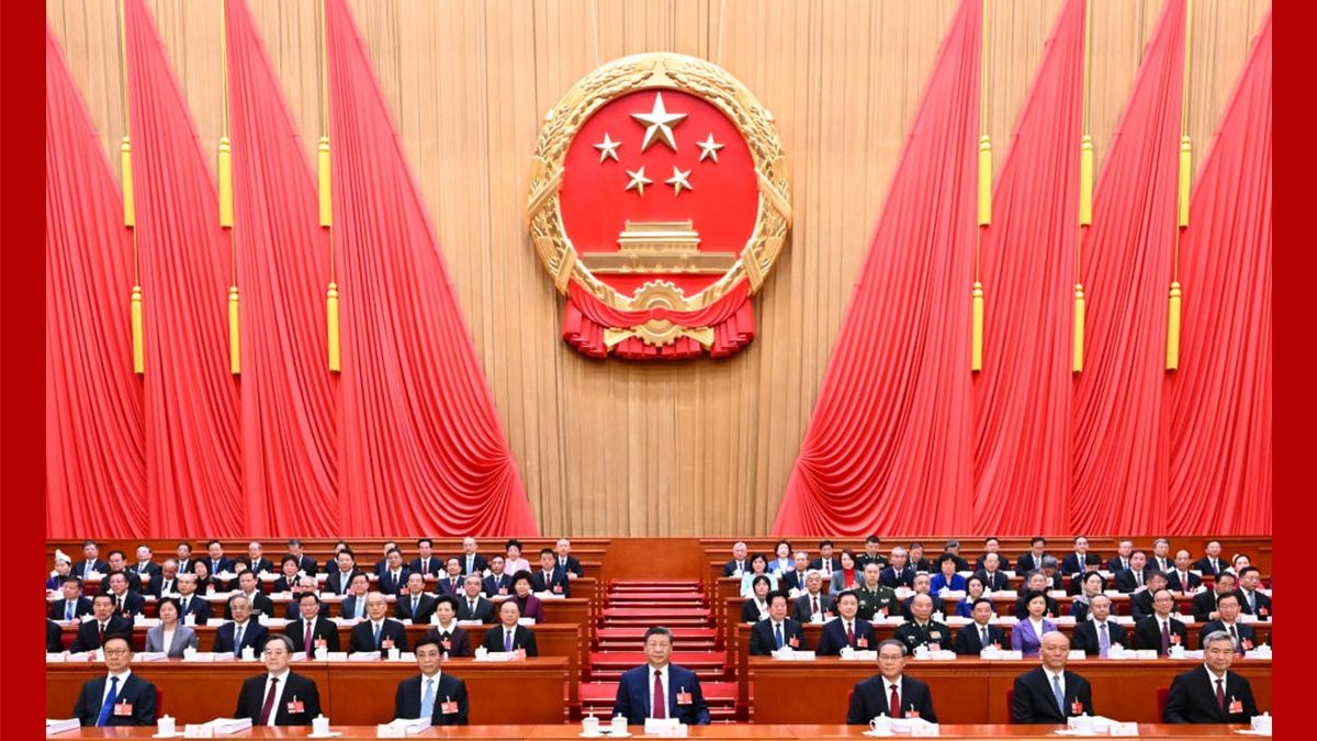 十四届全国人大四次会议在京开幕