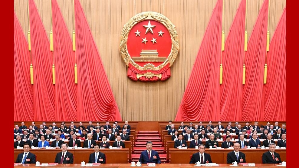 十四届全国人大四次会议在京闭幕