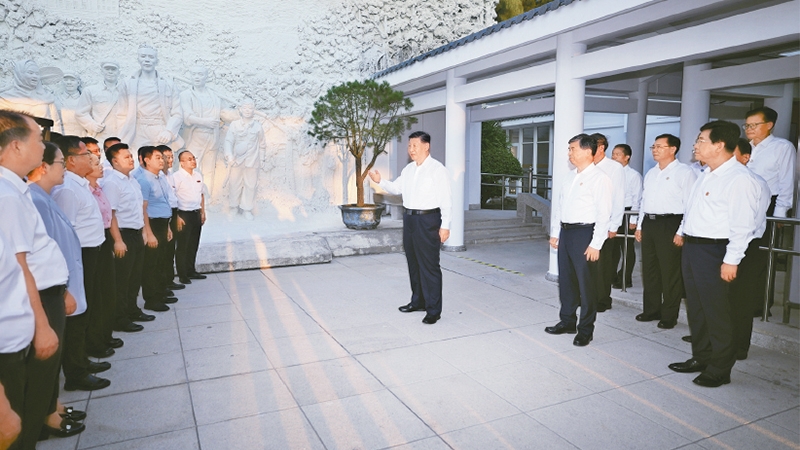 《求是》杂志发表习近平总书记重要文章《树立和践行正确政绩观》