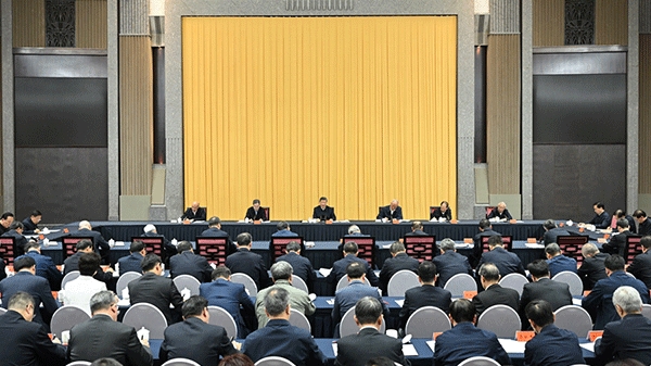 习近平在加强基础研究座谈会上强调 以更大力度更实举措加强基础研究 进一步打牢科技强国建设根基